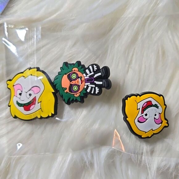 Beetlejuice Shoe charms 3ct - Picture 1 of 1